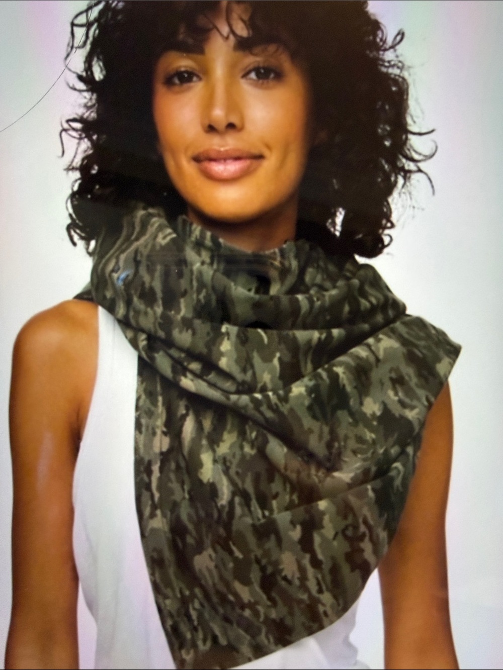 Lululemon Vinyasa Evergreen Camo Snap Scarf NWT